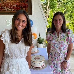 Meet your Posher, Lori